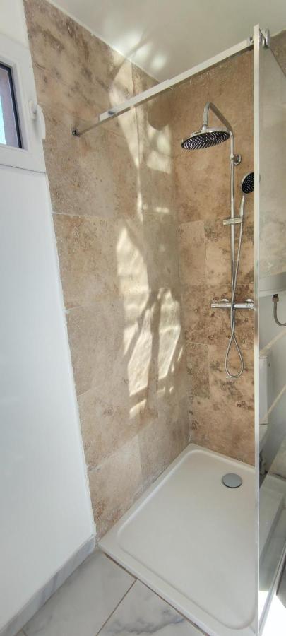 Appartement Au Coeur Des Rizieres Salin-de-Giraud Exteriör bild