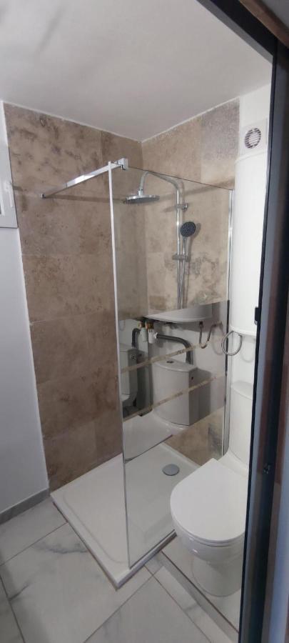 Appartement Au Coeur Des Rizieres Salin-de-Giraud Exteriör bild