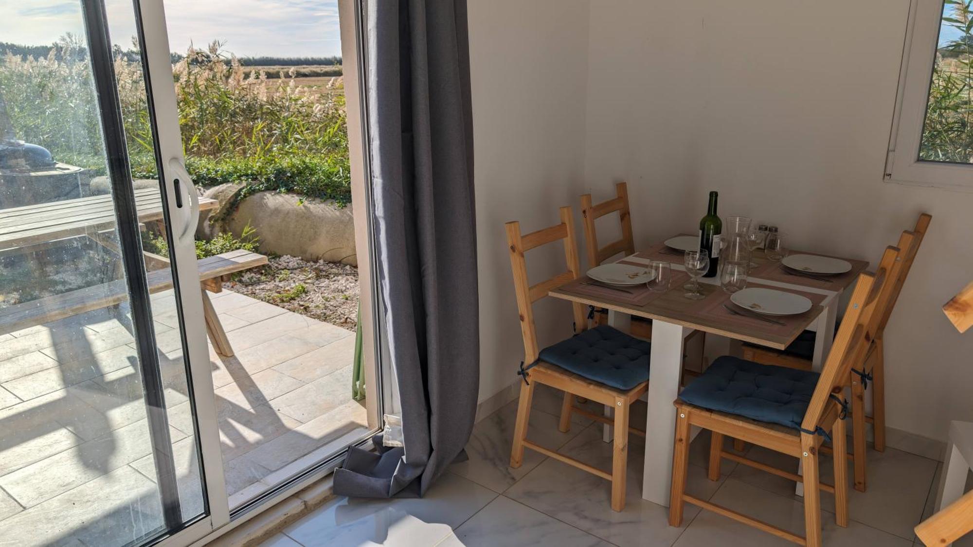 Appartement Au Coeur Des Rizieres Salin-de-Giraud Exteriör bild
